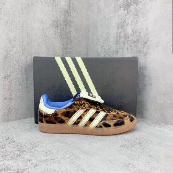 adidas Leopard Print Athletic Shoes with Blue Highlights - Picture 2 of 10